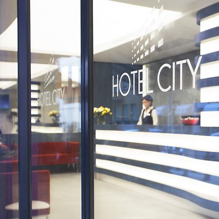 Hotel City Локарно Екстериор снимка