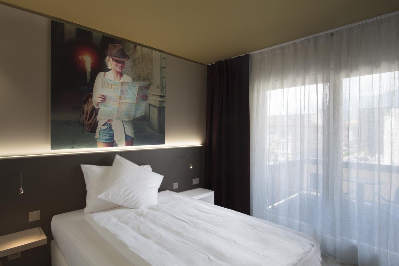 Hotel City Локарно Екстериор снимка