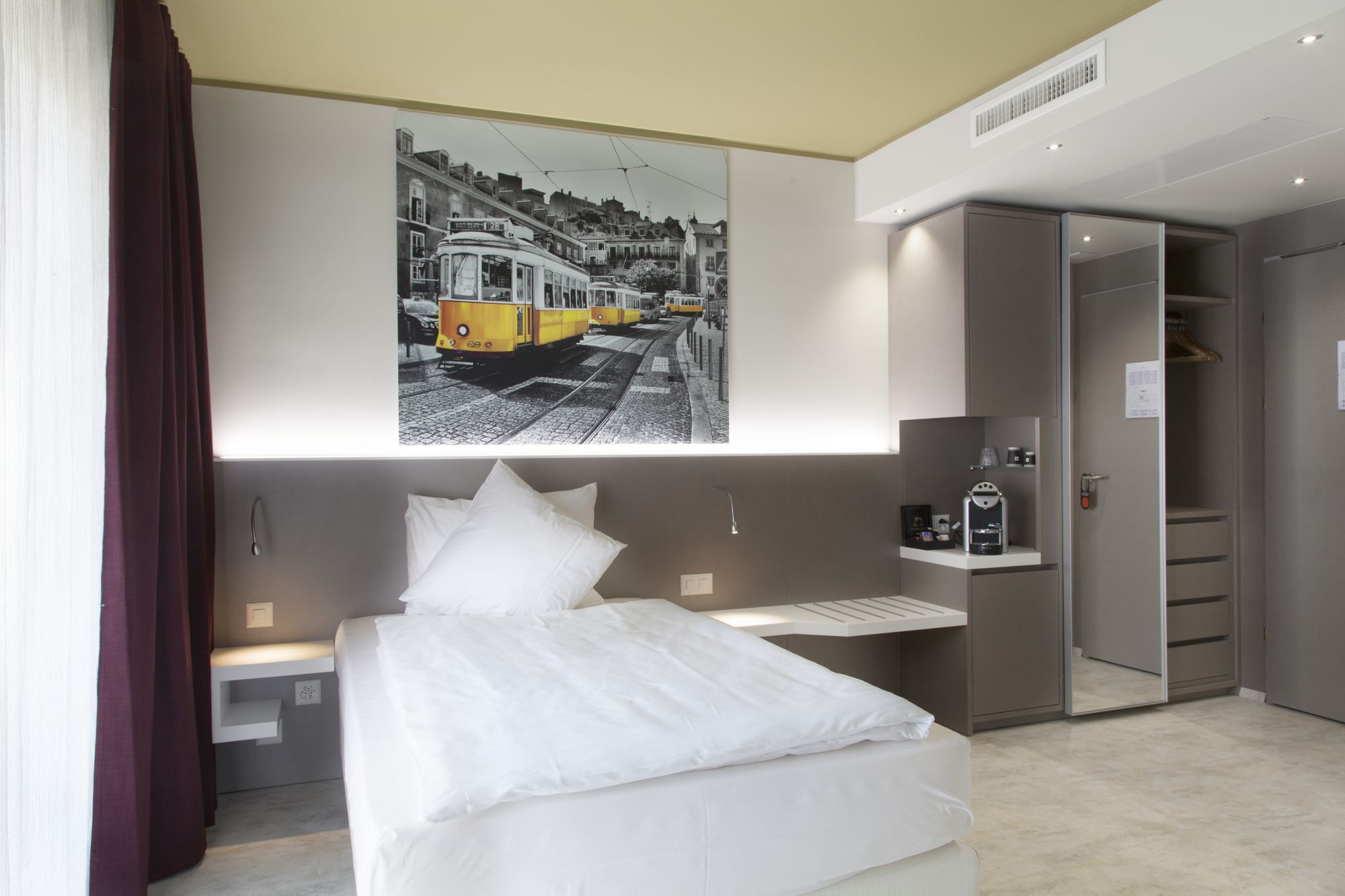 Hotel City Локарно Екстериор снимка
