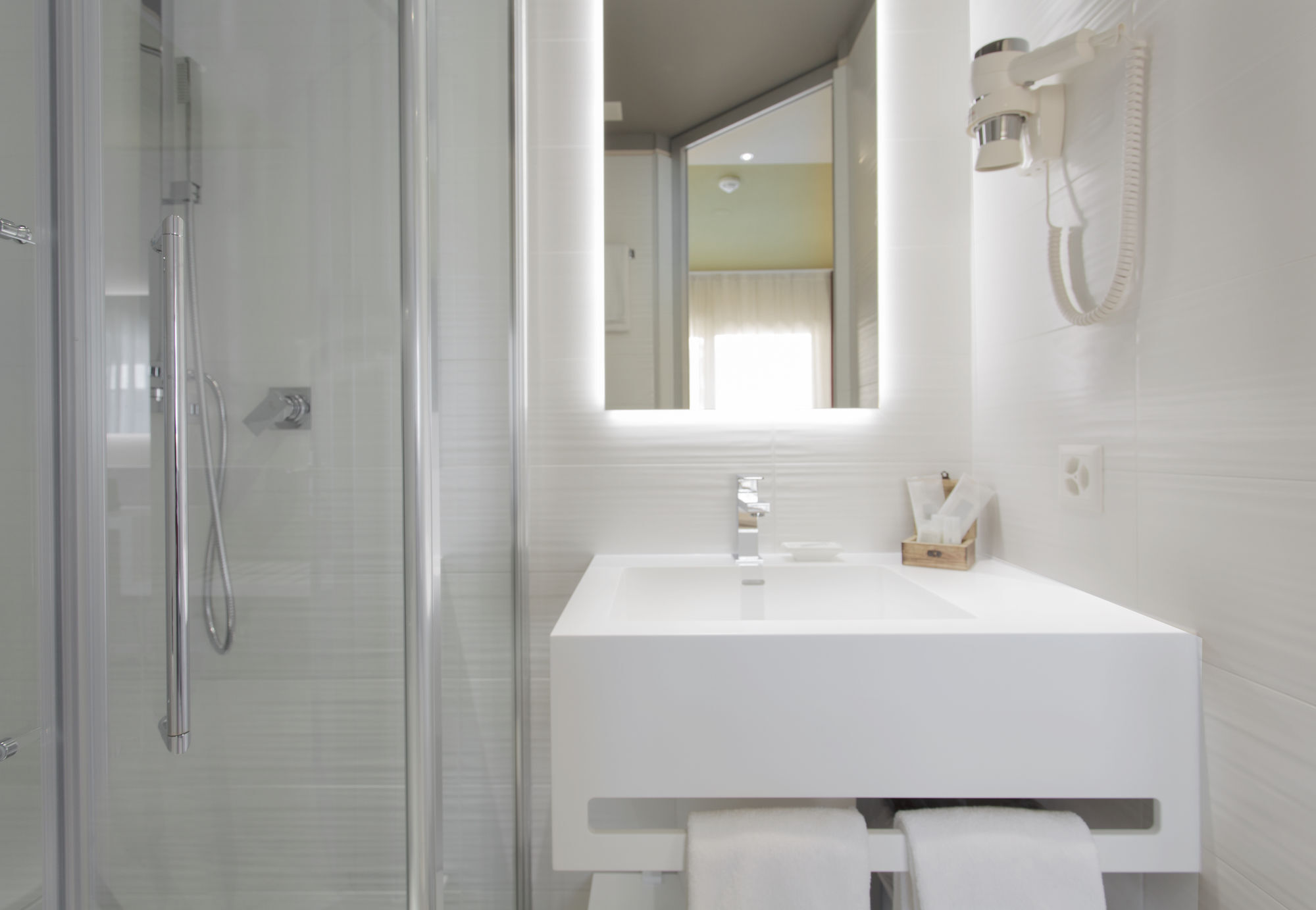 Hotel City Локарно Екстериор снимка